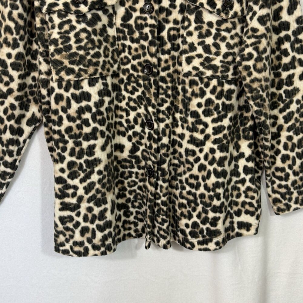 Ces Femme Oversized Leopard Animal Print Button Up Lightweight Shacket Size L - Picture 6 of 7